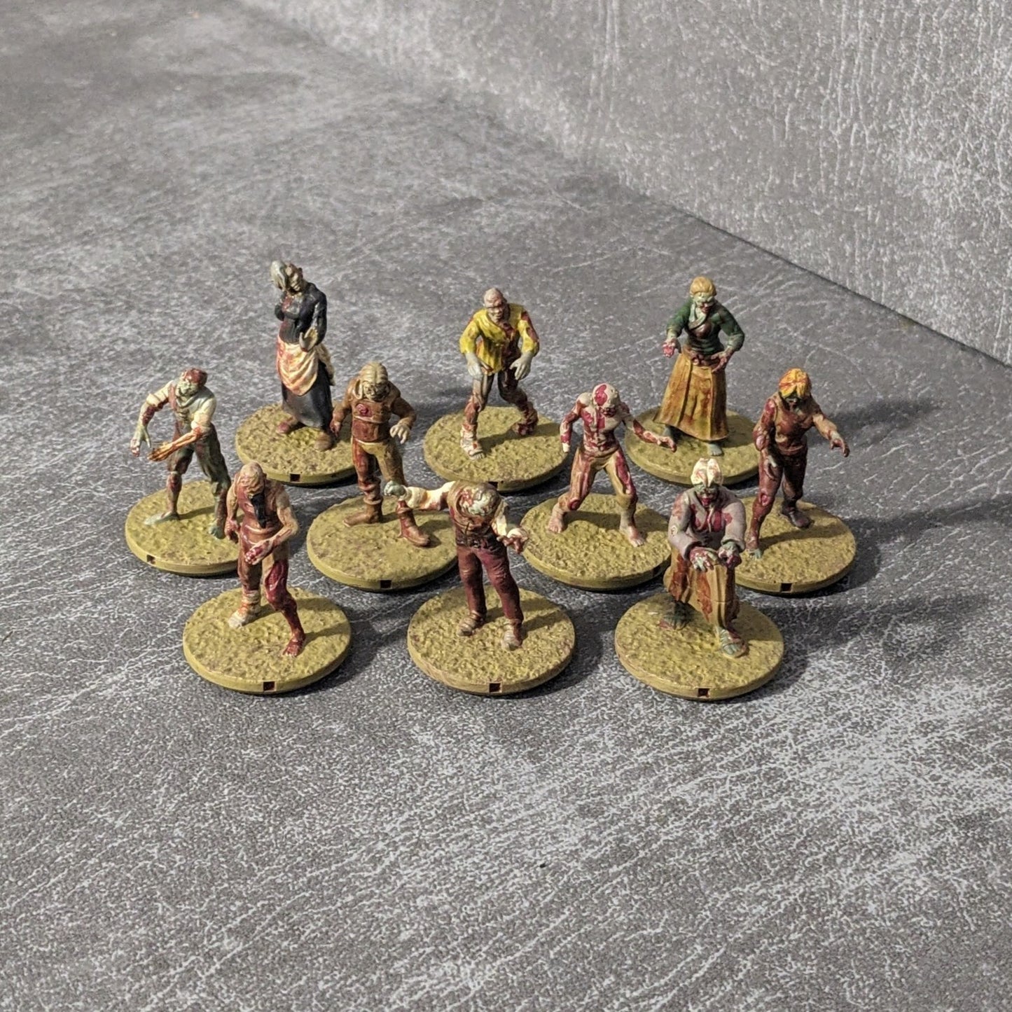 Zombies Monster Starter Set 32mm Dungeons and Dragons Kreaturen 10 Mini Figuren