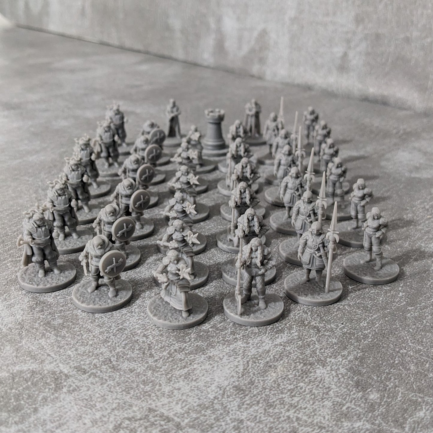 Coffret de démarrage aventuriers 3 32 mm Donjons et Dragons Party 10 mini figurines