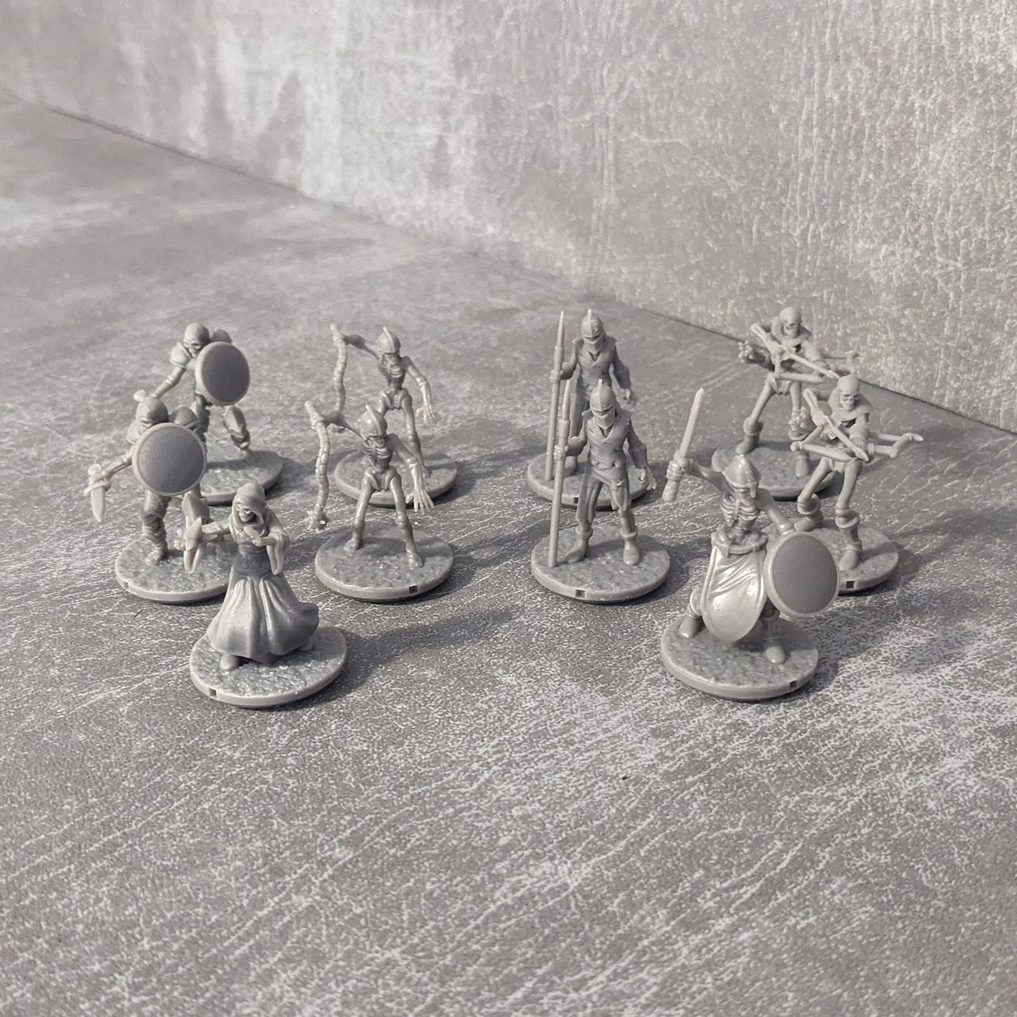 Skeletons Monster Starter Set 1 32mm Dungeons and Dragons Creatures 10 Mini Figures