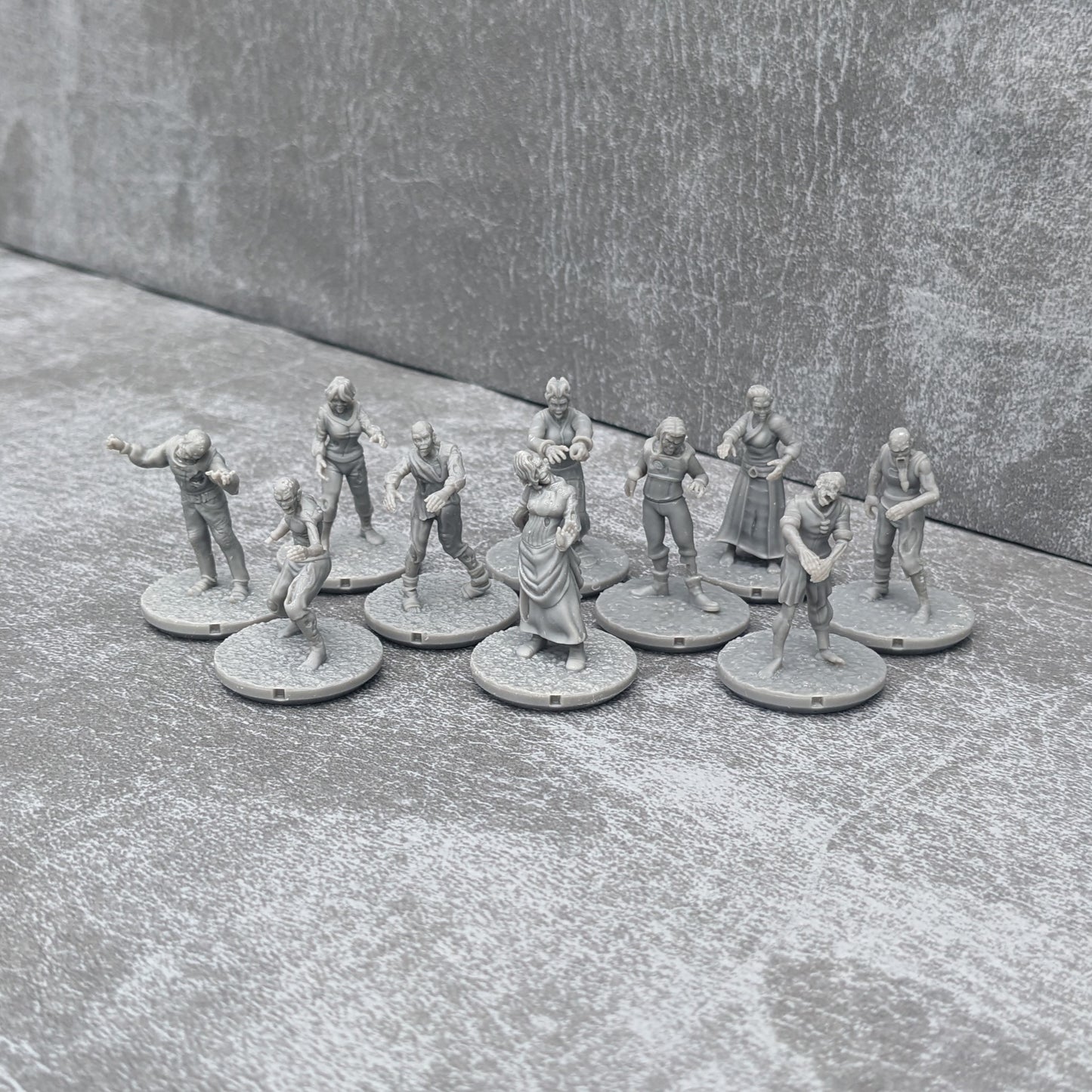 Zombies Monster Starter Set 32mm Dungeons and Dragons Kreaturen 10 Mini Figuren