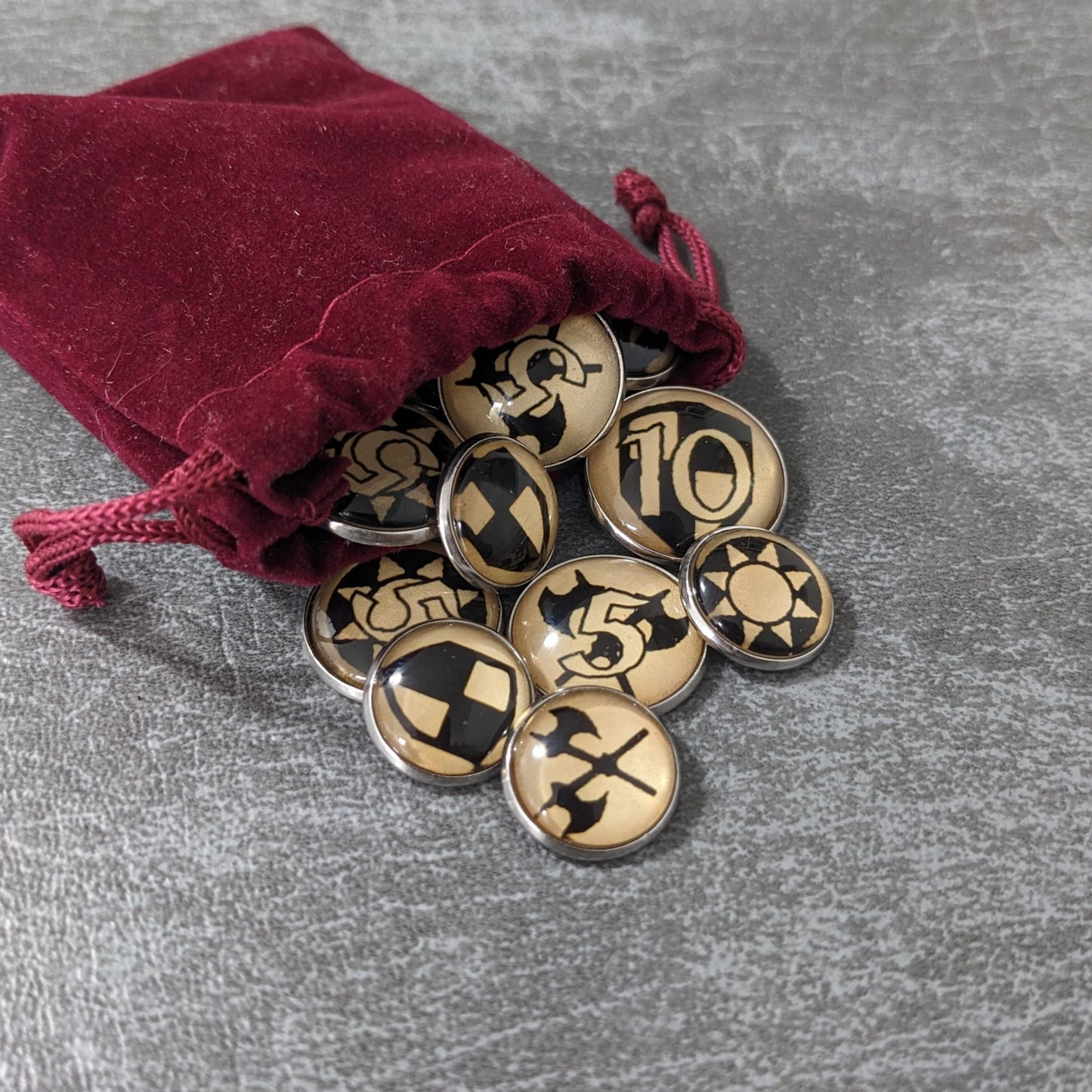 Pack de jetons en verre et en métal non officiels inspirés du jeu de cartes Arkham Horror