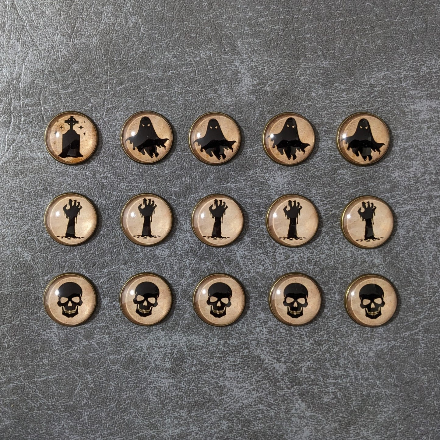 Pack de 26 jetons en verre et métal pour classe de personnage de Donjons et Dragons