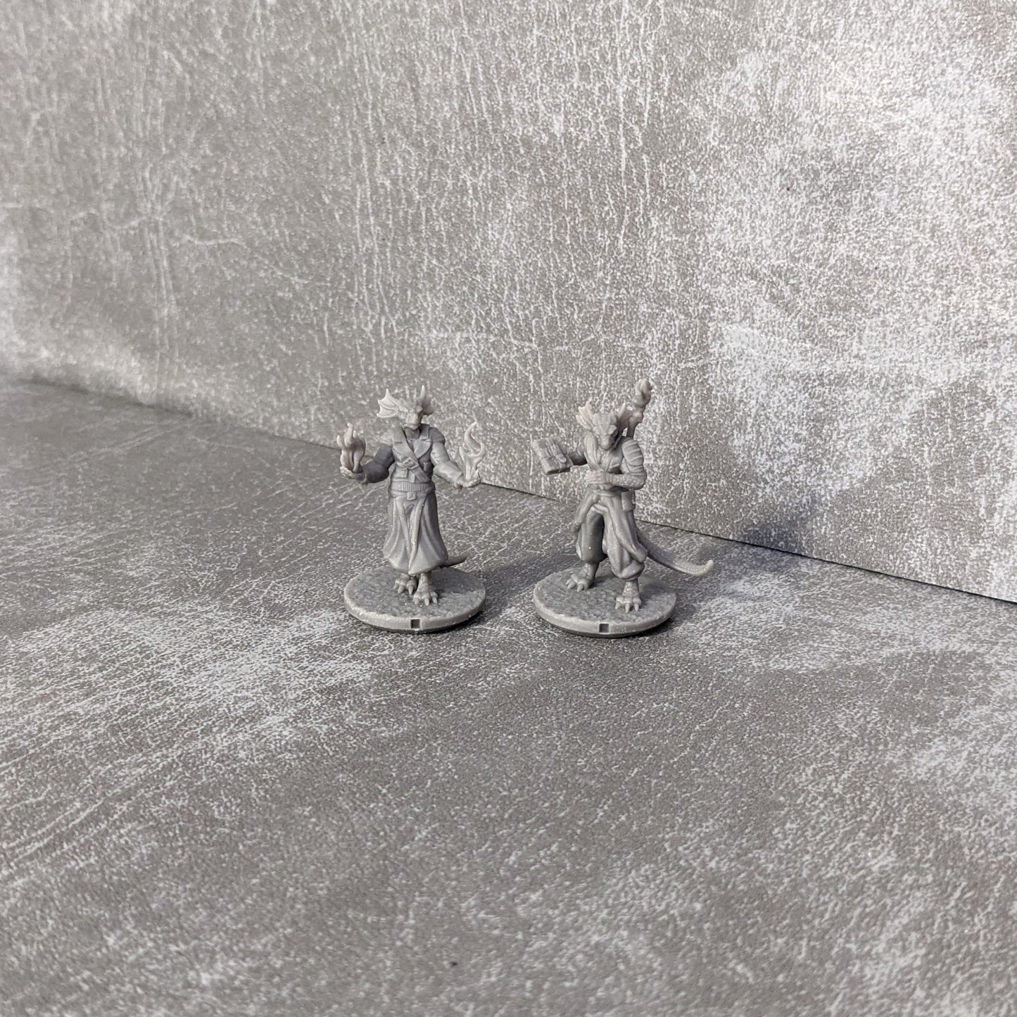 Coffret de démarrage Dragonborn Monster 32 mm Créatures Donjons et Dragons 10 mini figurines