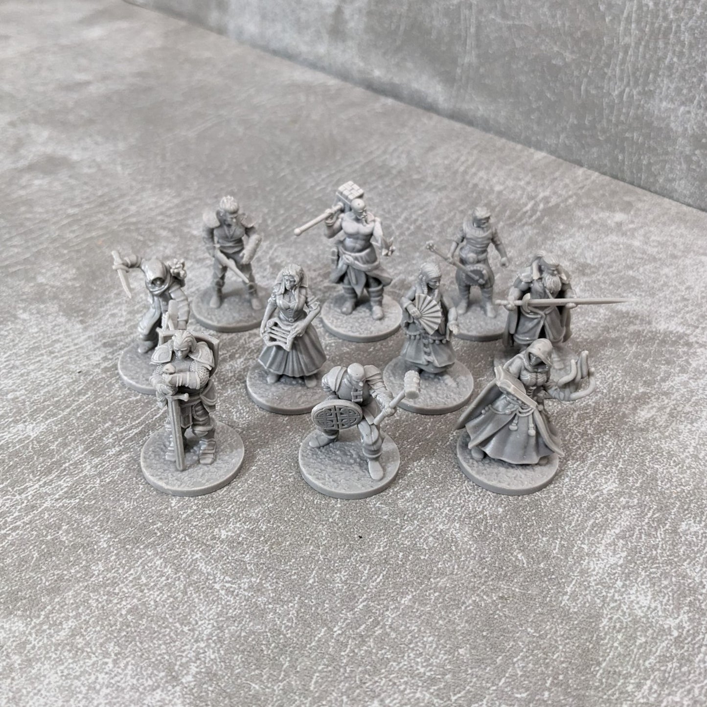 Adventurers Starter Set 3 32mm Dungeons and Dragons Party 10 Minifiguren