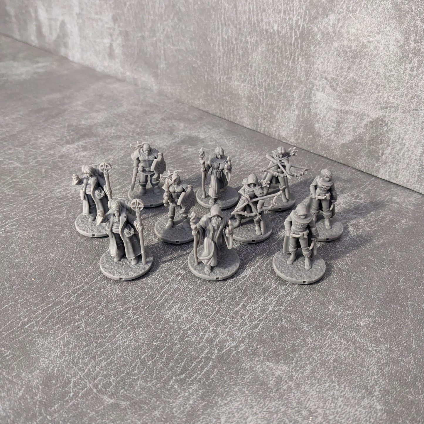 Adventurers Starter Set 1 32mm Dungeons and Dragons Party 10 Minifiguren