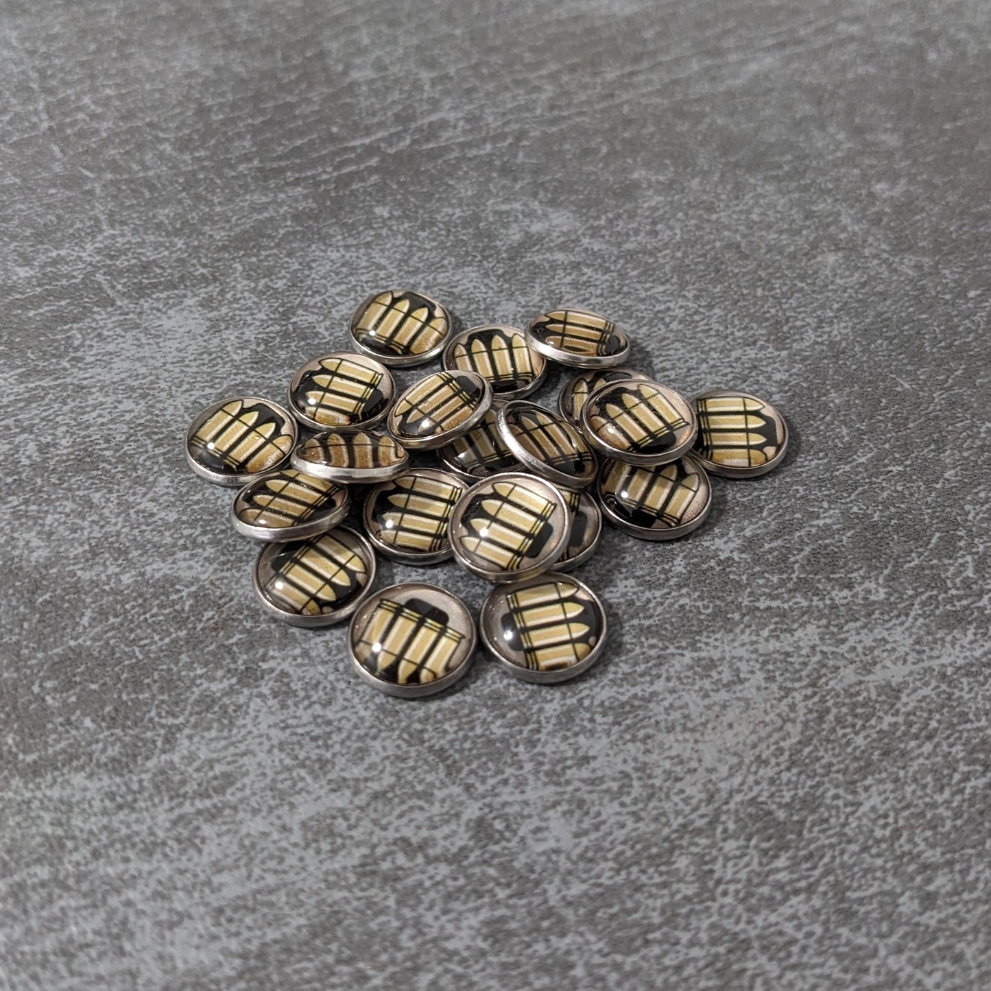 Arkham Horror Das Kartenspiel inspiriertes inoffizielles Token-Paket aus Glas und Metall