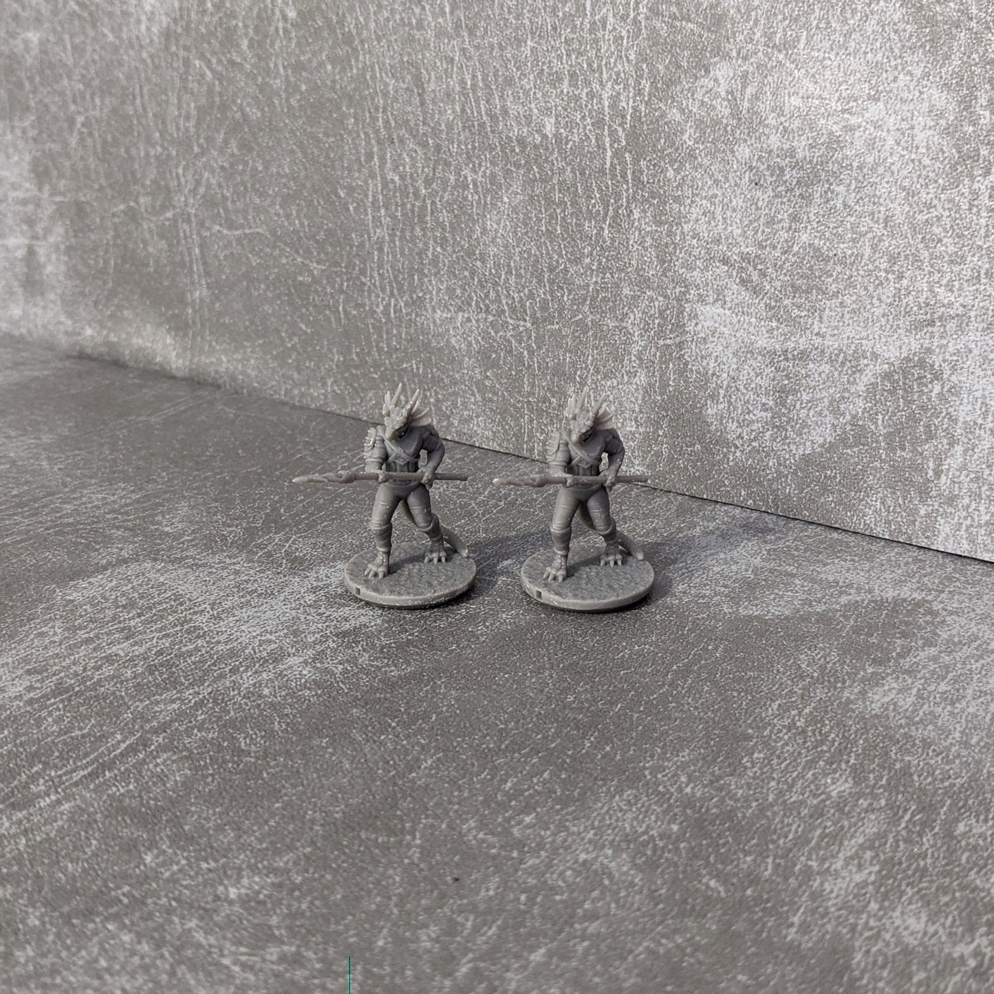 Coffret de démarrage Dragonborn Monster 32 mm Créatures Donjons et Dragons 10 mini figurines