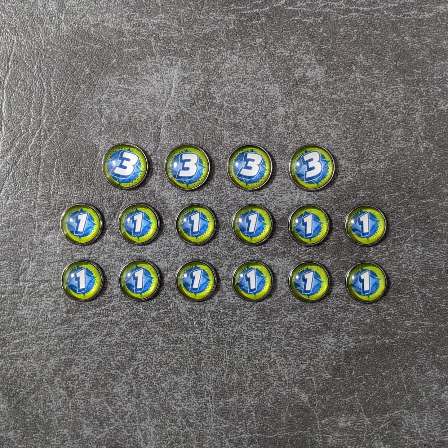 Arkham Horror Das Kartenspiel inspiriertes inoffizielles Token-Paket aus Glas und Metall
