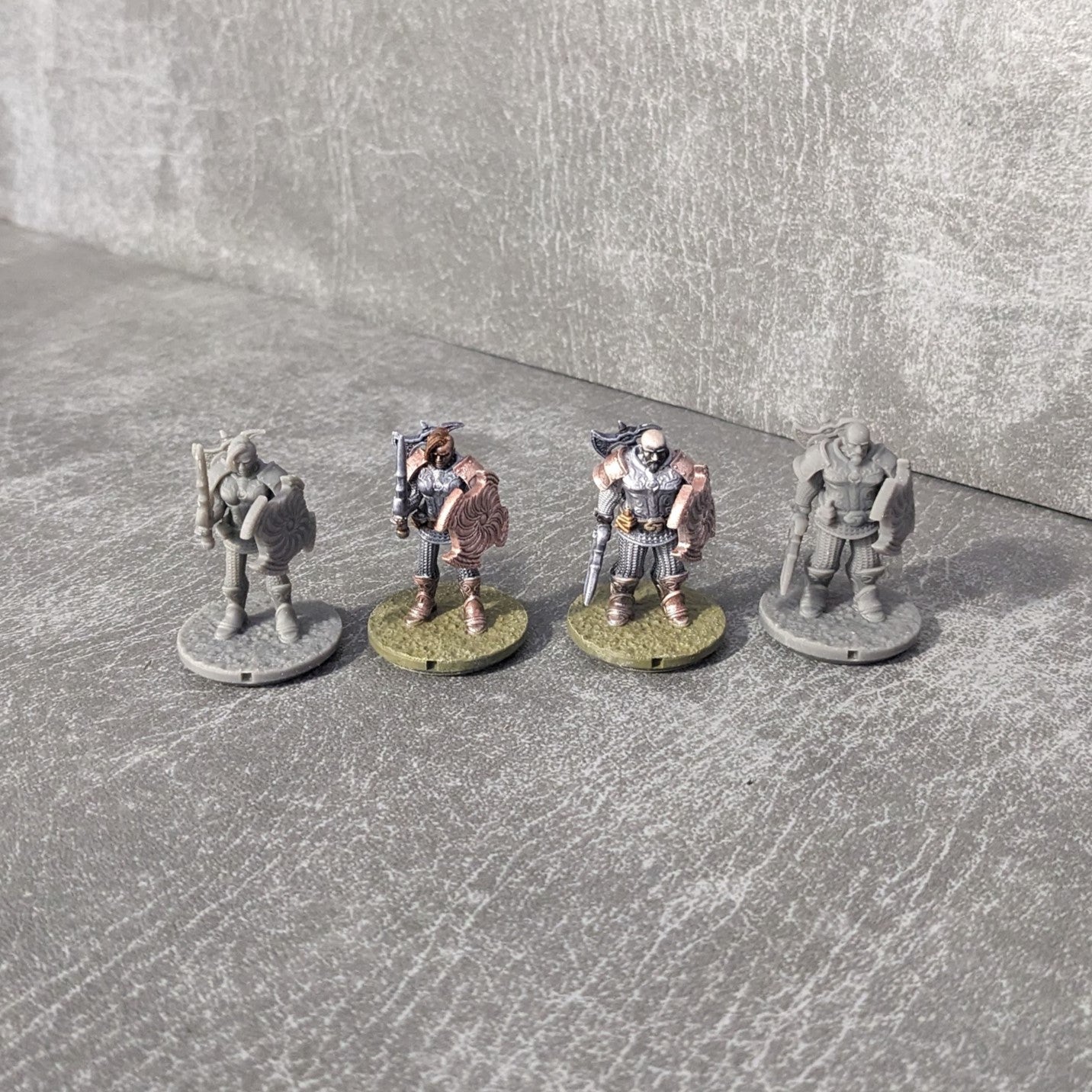 Adventurers Starter Set 1 32mm Dungeons and Dragons Party 10 Minifiguren