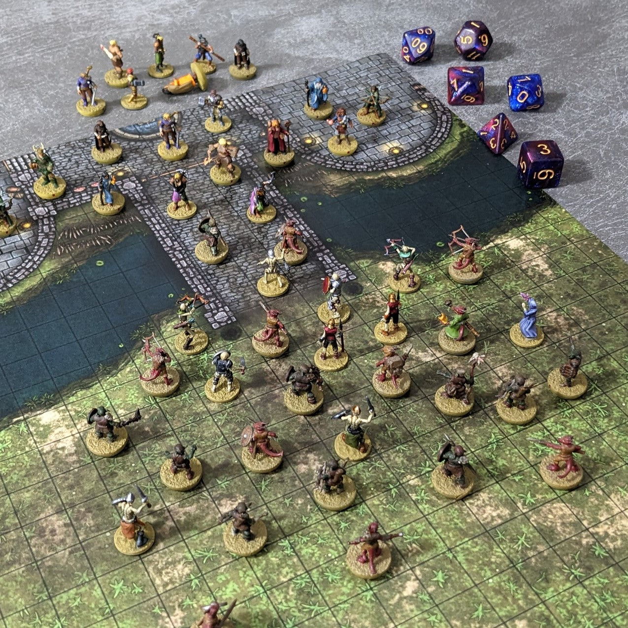 Tiny Encounter Starter Set 1, 15 mm, Pocket Dungeons and Dragons, Partyhelden und Goblins, 20 winzige Figuren