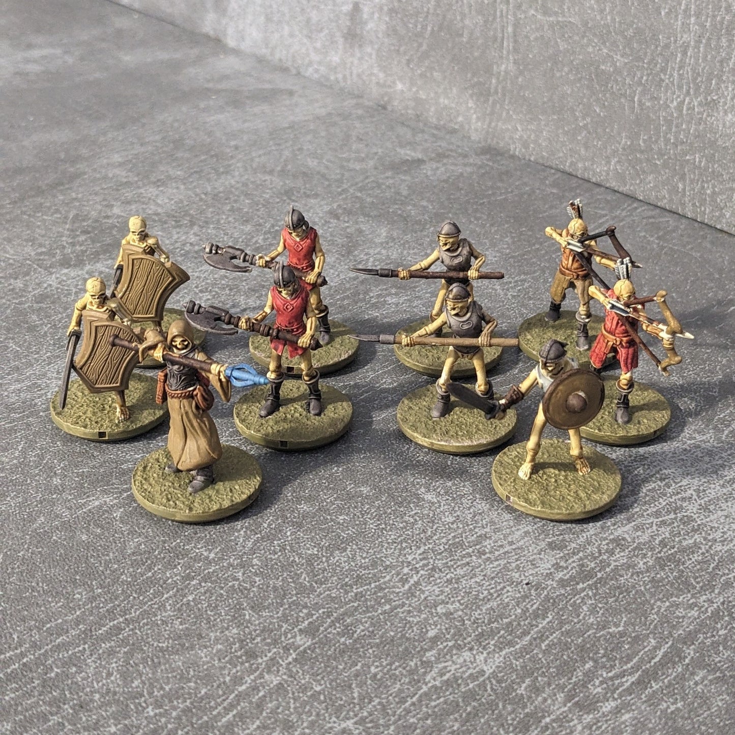 Skeletons Monster Starter Set 2 32mm Dungeons and Dragons Creatures 10 Mini Figures