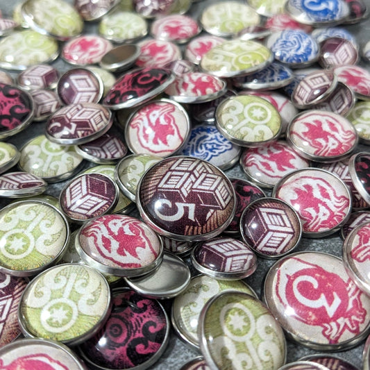 Arkham Horror Das Kartenspiel inspiriertes inoffizielles Token-Paket aus Glas und Metall