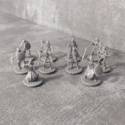 Skeletons Monster Starter Set 1 32mm Dungeons and Dragons Creatures 10 Mini Figures