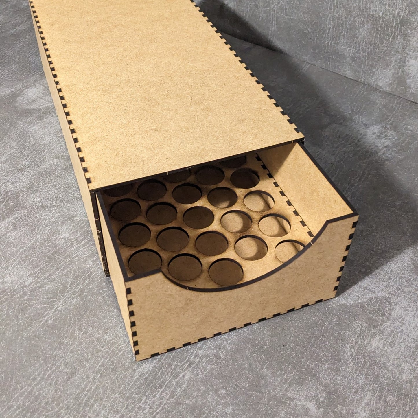 Hobby Paints Geschenkset, 2 Farbflaschen-Organizer, Aufbewahrungsschubladen und 100 Flaschendeckel, Aufbewahrungslösung und Farbmusterkappen