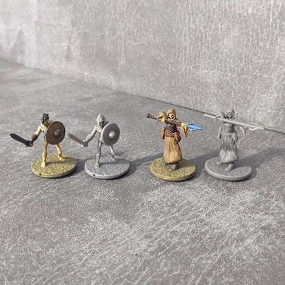 Skeletons Monster Starter Set 2 32mm Dungeons and Dragons Creatures 10 Mini Figures