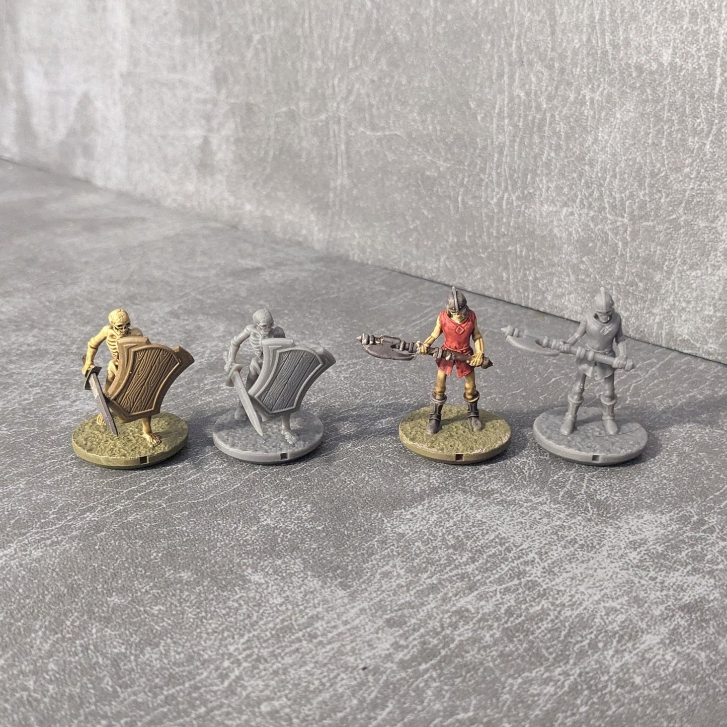 Skeletons Monster Starter Set 2 32mm Dungeons and Dragons Creatures 10 Mini Figures