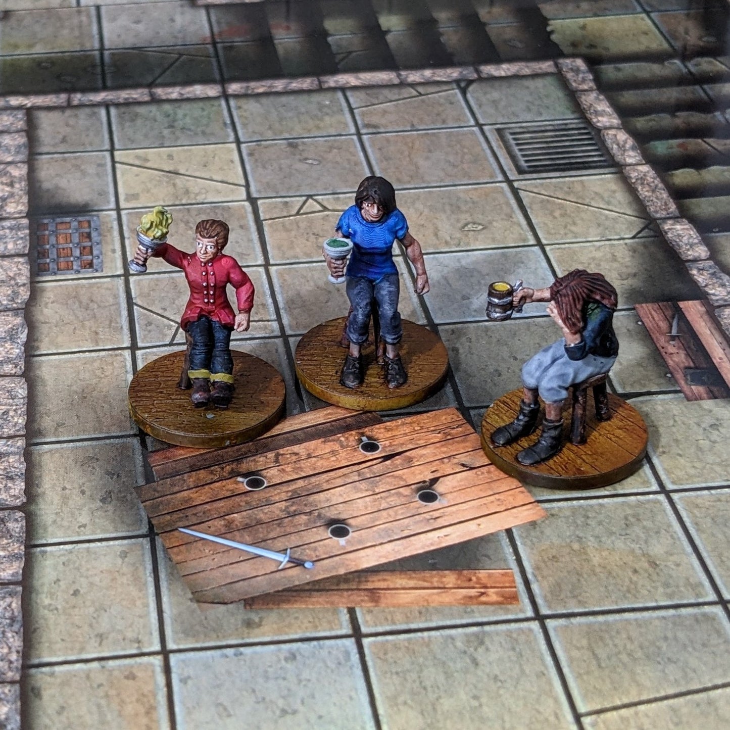 Tavern Patrons NPC Seated and Standing Set 32mm Unpainted Dungeons and Dragons 10 Mini Figures