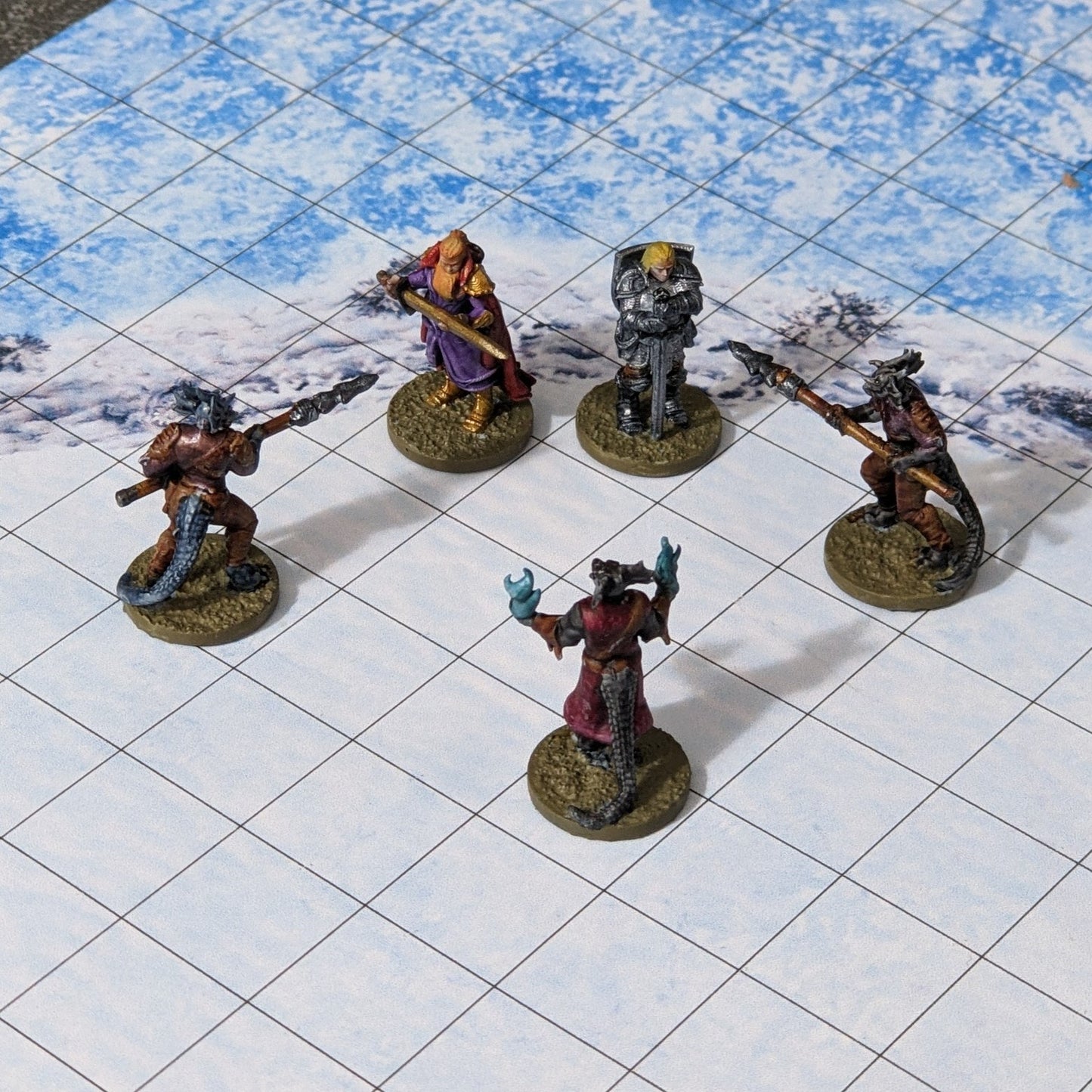 Tiny Characters 15mm Unpainted Pocket Dungeons and Dragons Tiny Player Figures